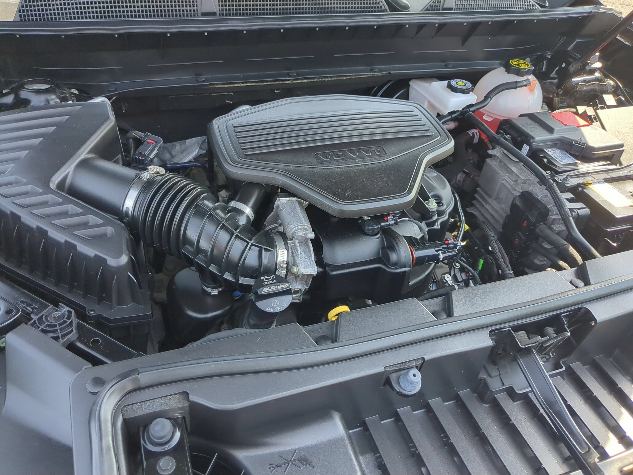 Certified 2023 GMC Acadia SLT w/ Preferred Package FWD image 28