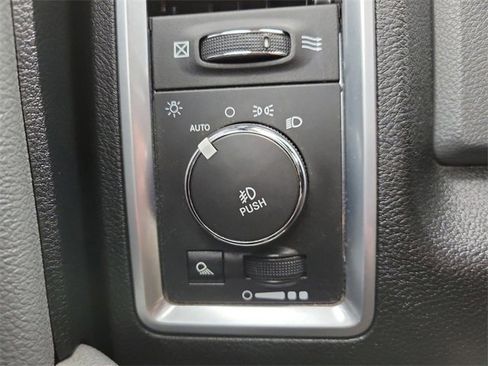 Used 2016 RAM 1500 Big Horn image 37