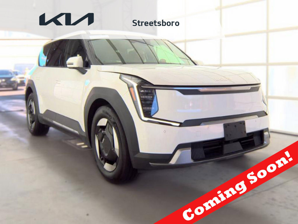 Used 2024 Kia EV9 Light Long Range RWD image 1