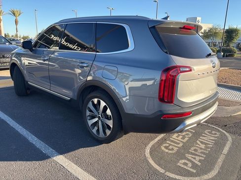 Used 2020 Kia Telluride S image 4