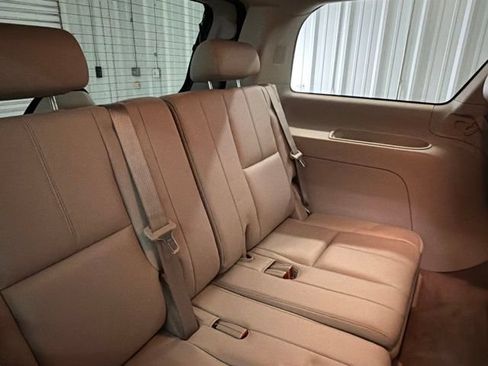Used 2012 Chevrolet Tahoe LT RWD image 19