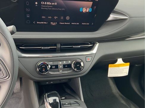 New 2026 Buick Envista Preferred w/ Convenience II Package image 10