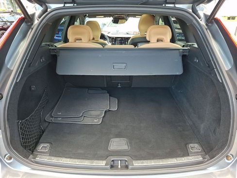 Used 2020 Volvo XC60 T5 Momentum AWD/4WD image 26