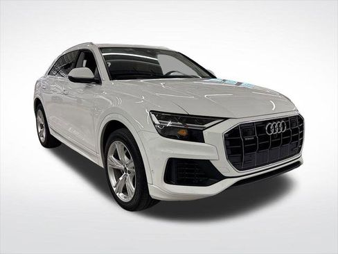 Certified 2022 Audi Q8 Premium Plus AWD/4WD image 7