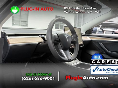 Used 2023 Tesla Model 3 Standard Range image 6