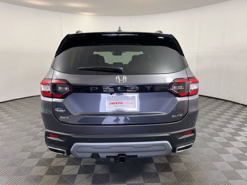 Certified 2023 Honda Pilot Elite image 13