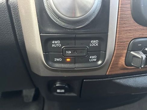 Used 2016 RAM 1500 Laramie w/ Convenience Group image 17