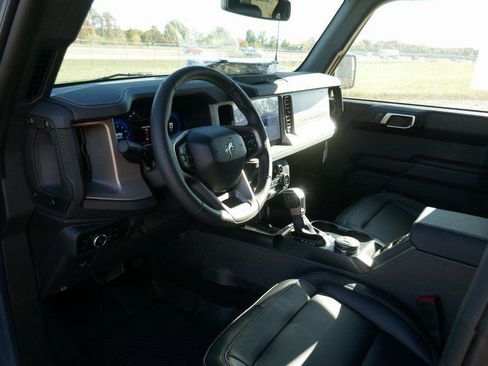 New 2025 Ford Bronco Outer Banks image 17