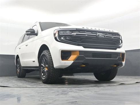 Used 2025 Ford Expedition Tremor image 47