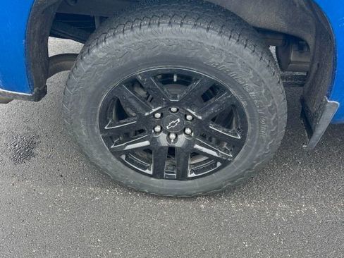 Used 2023 Chevrolet Silverado 1500 Custom w/ LPO, Dark Essentials Package image 12