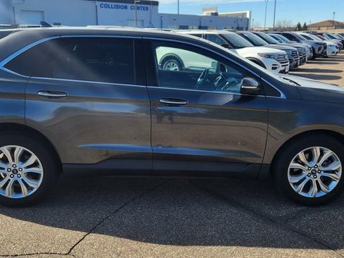 Used 2020 Ford Edge Titanium w/ Equipment Group 301A image 3