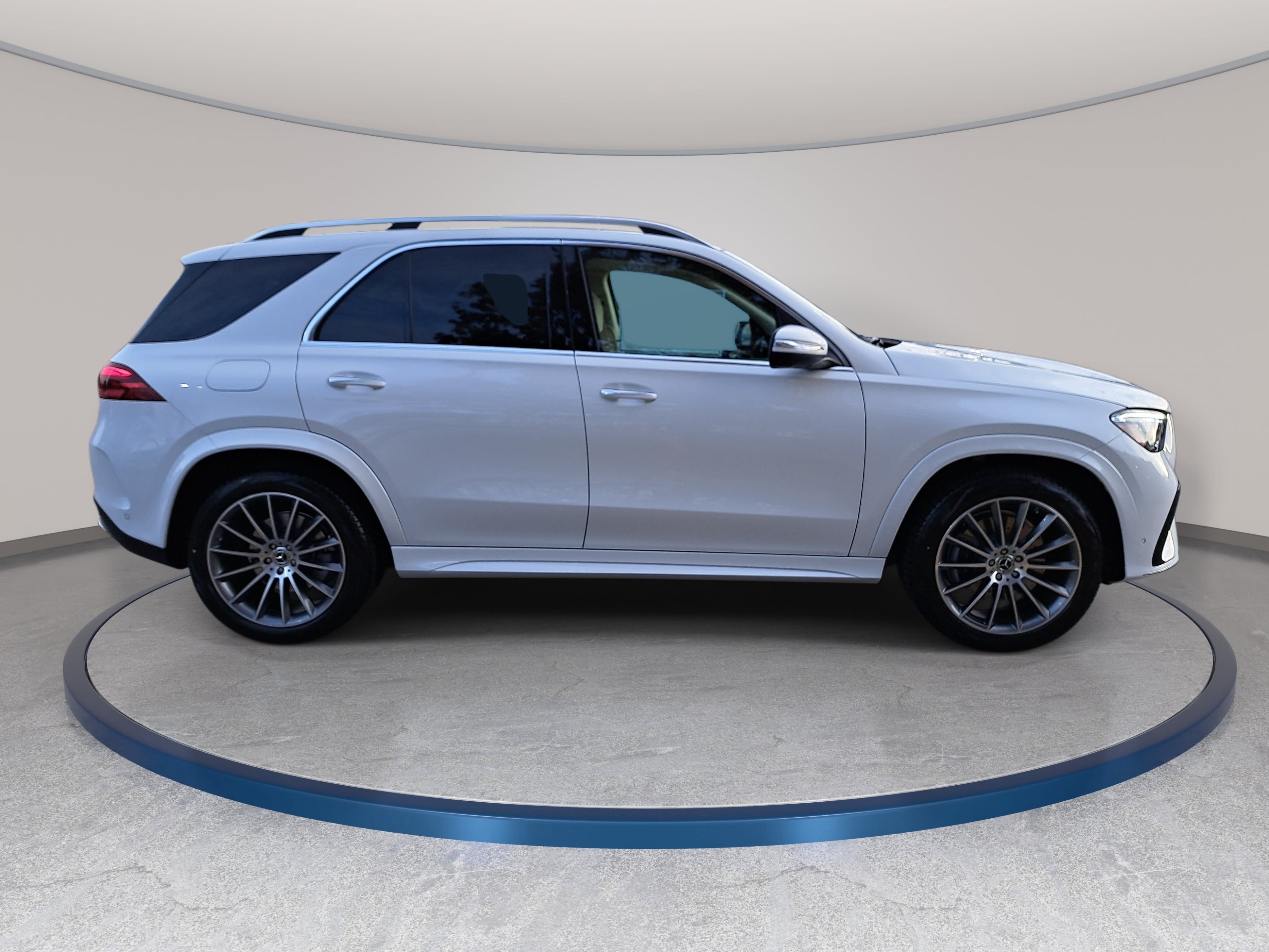 New 2026 Mercedes-Benz GLE 450 4MATIC image 4