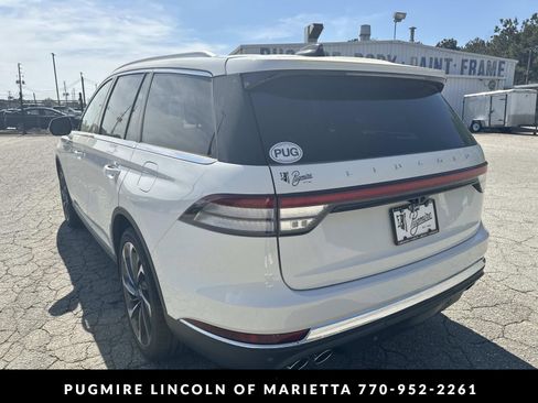 New 2026 Lincoln Aviator Reserve w/ Illumination Package RWD image 5