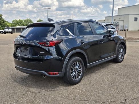 Used 2017 MAZDA CX-5 Touring w/ Preferred Equipment Package FWD image 5