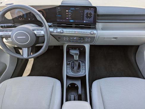 Used 2024 Hyundai Kona SEL FWD image 33