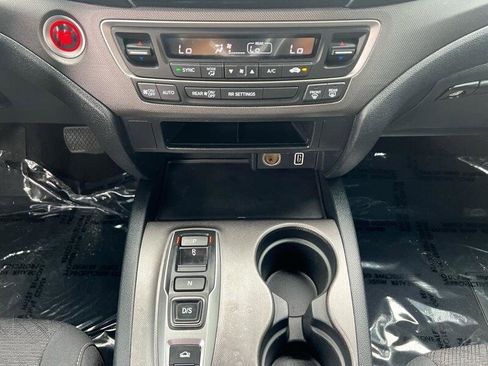 Used 2023 Honda Ridgeline Sport image 13
