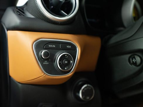 Used 2016 Ferrari California T RWD image 37