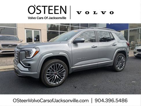 Used 2026 GMC Terrain Denali image 1