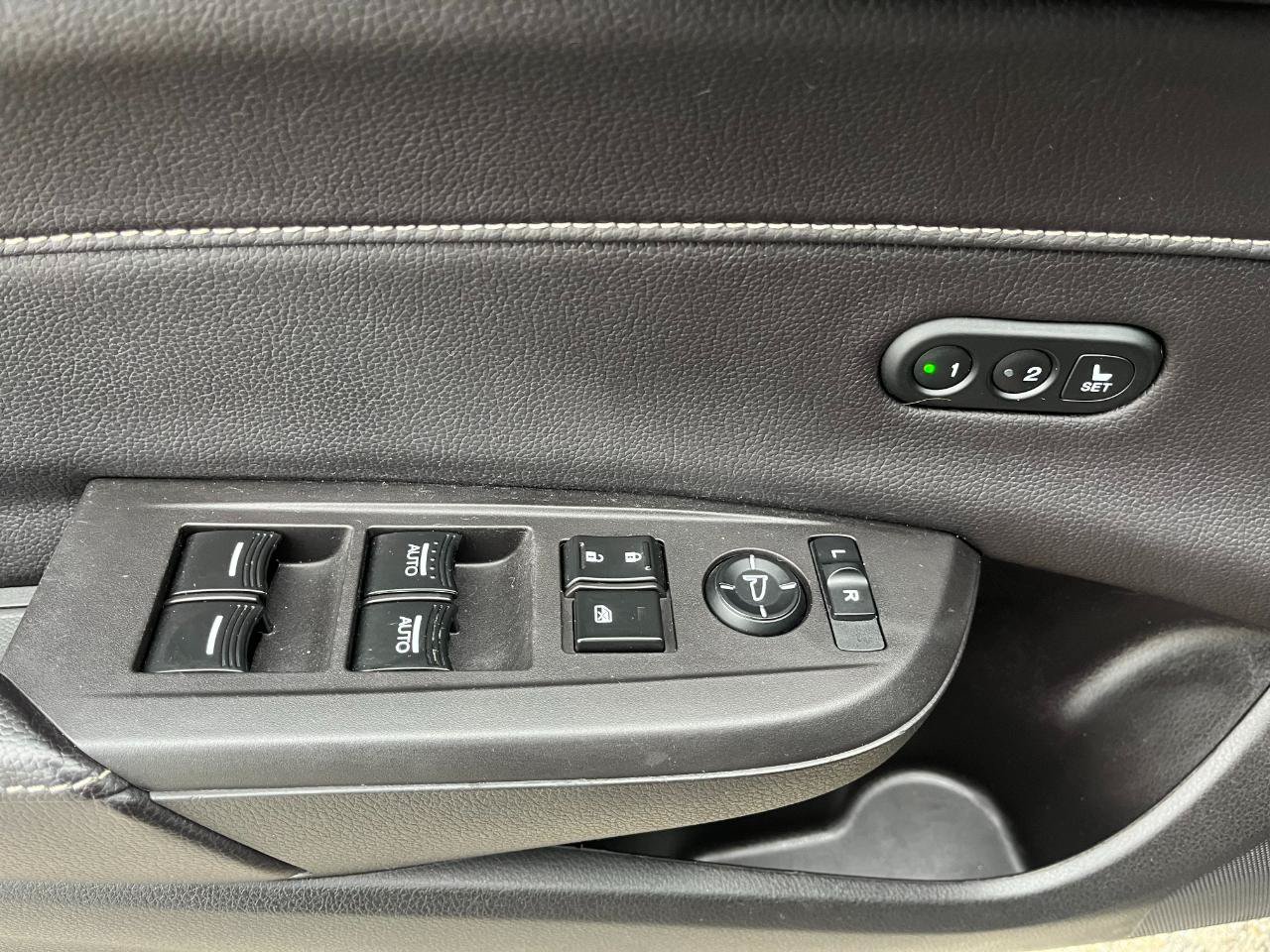 Used 2020 Acura ILX w/ Technology Package FWD image 20