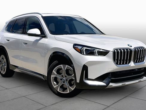 Used 2026 BMW X1 xDrive28i AWD/4WD image 3