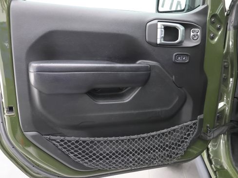 Used 2021 Jeep Wrangler Unlimited Sport AWD/4WD image 37