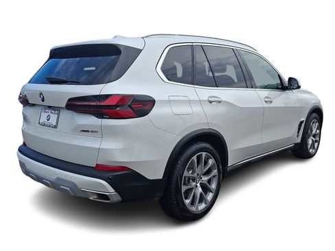 Certified 2024 BMW X5 xDrive40i w/ Premium Package image 6