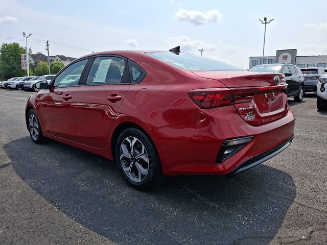 Used 2019 Kia Forte LXS FWD image 4