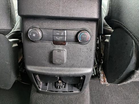 Used 2019 Ford Explorer XLT w/ Class III Trailer Tow Package AWD/4WD image 18
