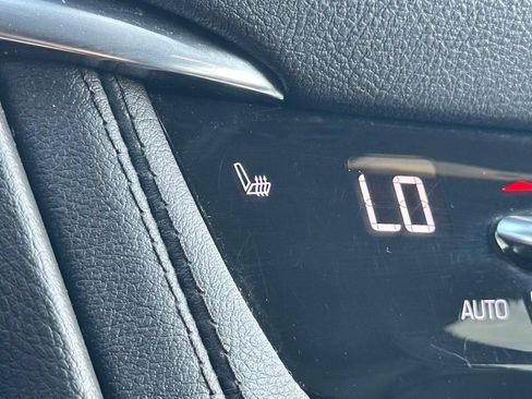 Used 2023 Cadillac XT5 Luxury FWD image 16