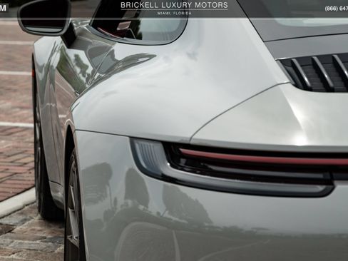 Used 2020 Porsche 911 Carrera S RWD image 54