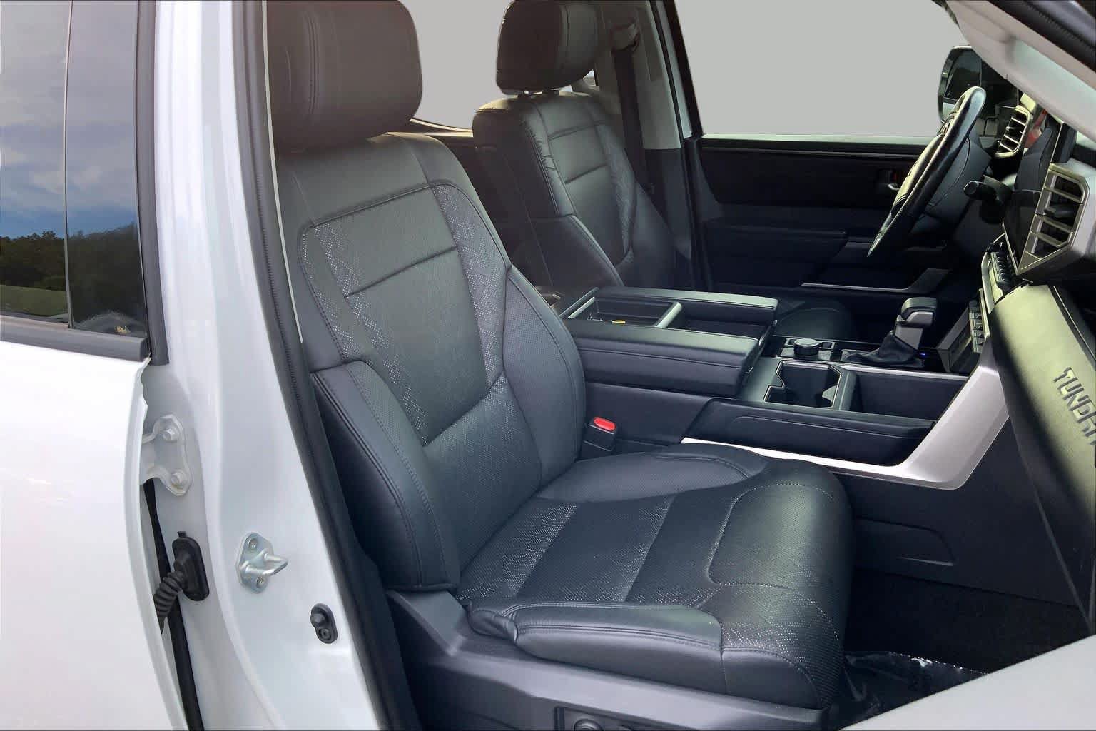 Used 2023 Toyota Tundra SR5 w/ SR5 Premium Package AWD/4WD image 8