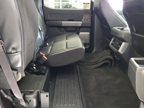 Used 2023 Ford F250 Lariat w/ Camper Package image 6