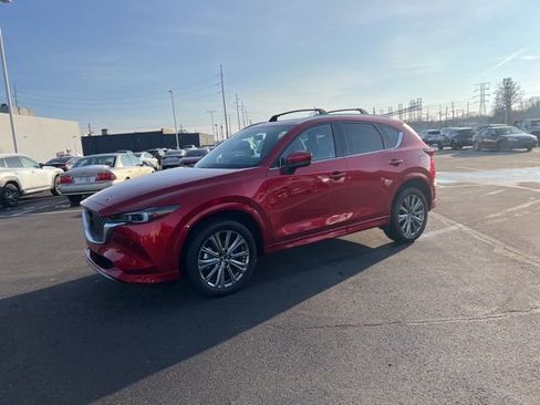 New 2025 MAZDA CX-5 Signature image 16