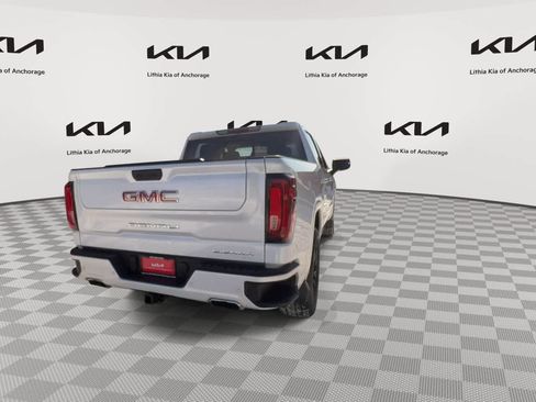Used 2022 GMC Sierra 1500 Denali image 8