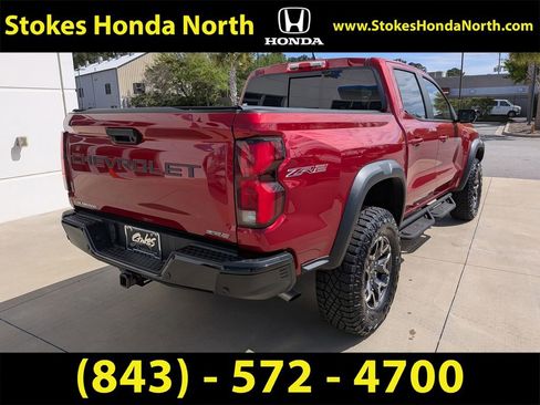 Used 2024 Chevrolet Colorado ZR2 w/ ZR2 Convenience Package III AWD/4WD image 5
