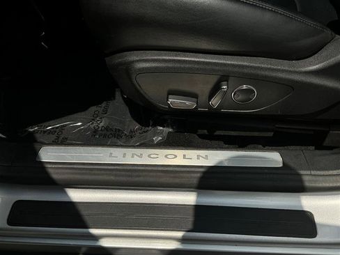 Used 2017 Lincoln MKZ Premiere image 20