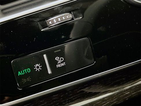 New 2026 Audi Q8 Premium Plus image 10