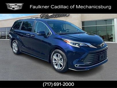 Used 2023 Toyota Sienna Platinum
