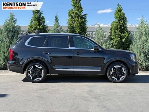 Used 2025 Kia Telluride S AWD/4WD image 9