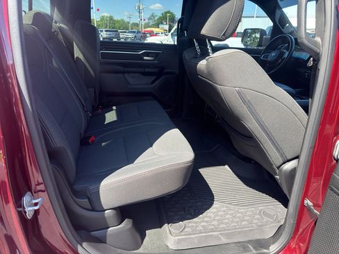 Used 2023 RAM 1500 Big Horn AWD/4WD image 14