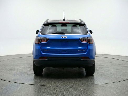 Used 2025 Jeep Compass Limited image 7