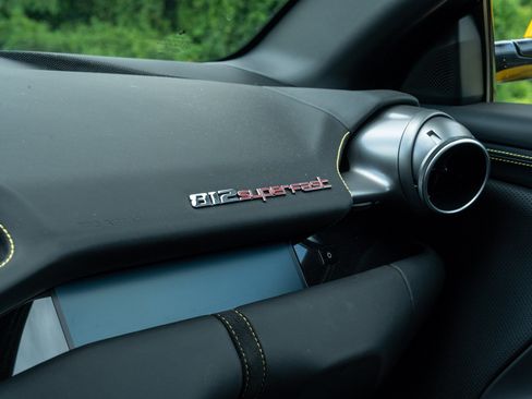 Used 2019 Ferrari 812 Superfast RWD image 47