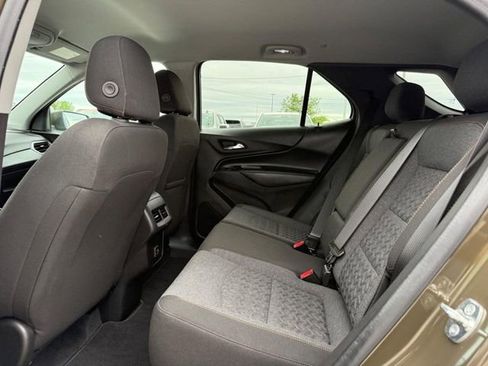 Used 2024 Chevrolet Equinox LT FWD image 10