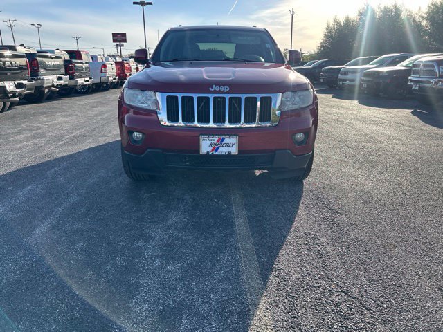 Used 2012 Jeep Grand Cherokee Laredo AWD/4WD image 3