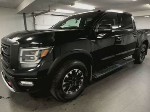 Used 2021 Nissan Titan PRO-4X w/ Pro-4x Convenience Package AWD/4WD image 4