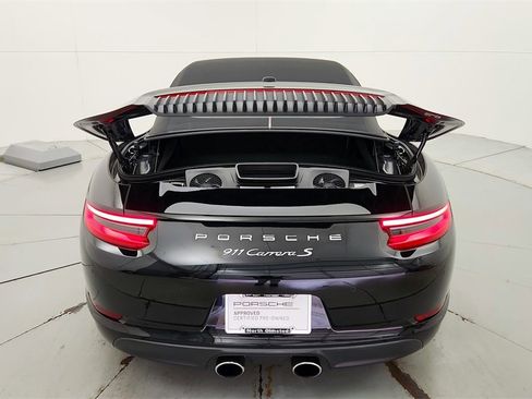 Used 2017 Porsche 911 Carrera S image 32