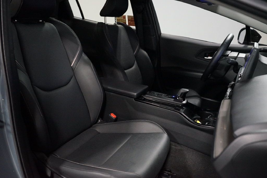 Used 2024 Toyota Prius Limited w/ Limited Premium Package FWD image 28