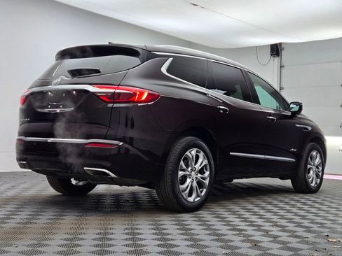 Used 2021 Buick Enclave Avenir w/ Avenir Technology Package image 16
