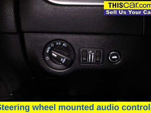 Used 2022 Dodge Charger R/T w/ Blacktop Package image 13