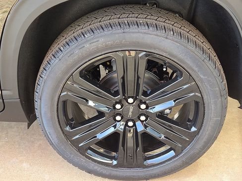 New 2026 GMC Acadia Elevation w/ Black Edition image 6